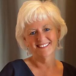 Kim Rebry headshot